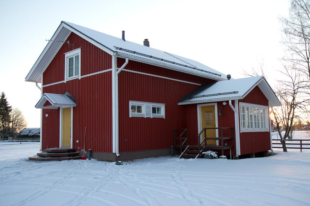Erkin Haussi Vila Ilmajoki Exterior foto